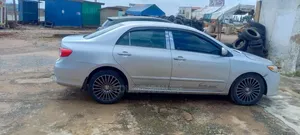 Toyota Corolla 2012 Silver