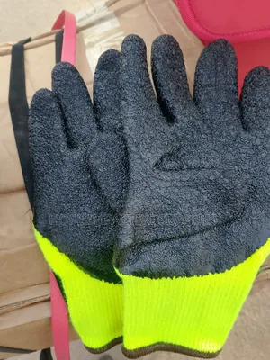 Quality Cold Room Gloves<> Vaultex.