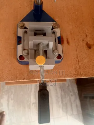 Bench Vise