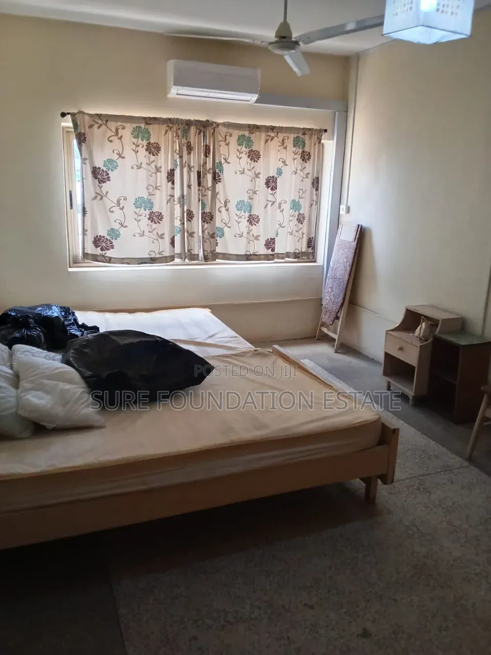 10bdrm House in Kaneshie, Accra Academy Area for sale