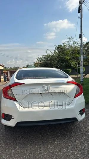 Honda Civic 2016 White
