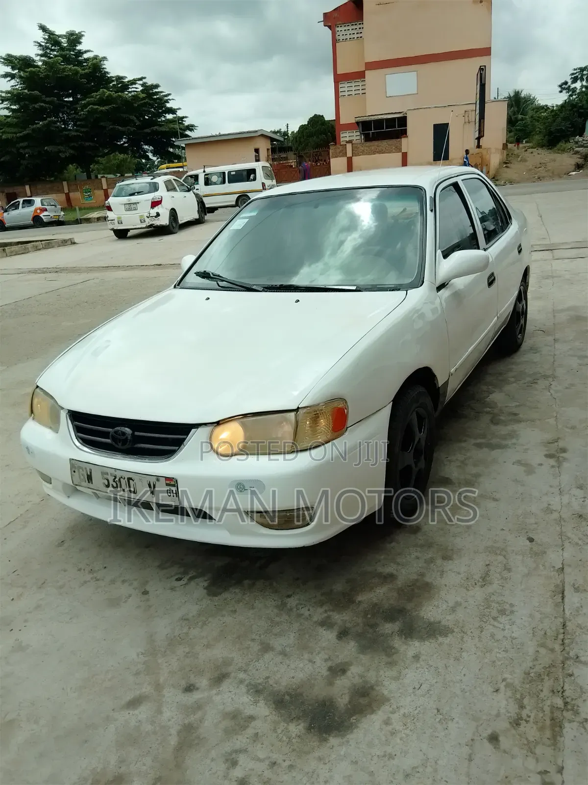 Toyota Corolla 2002 White