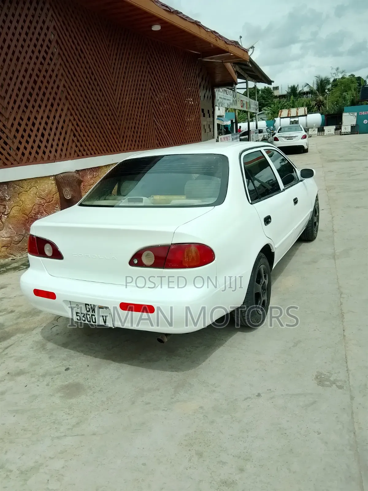 Toyota Corolla 2002 White