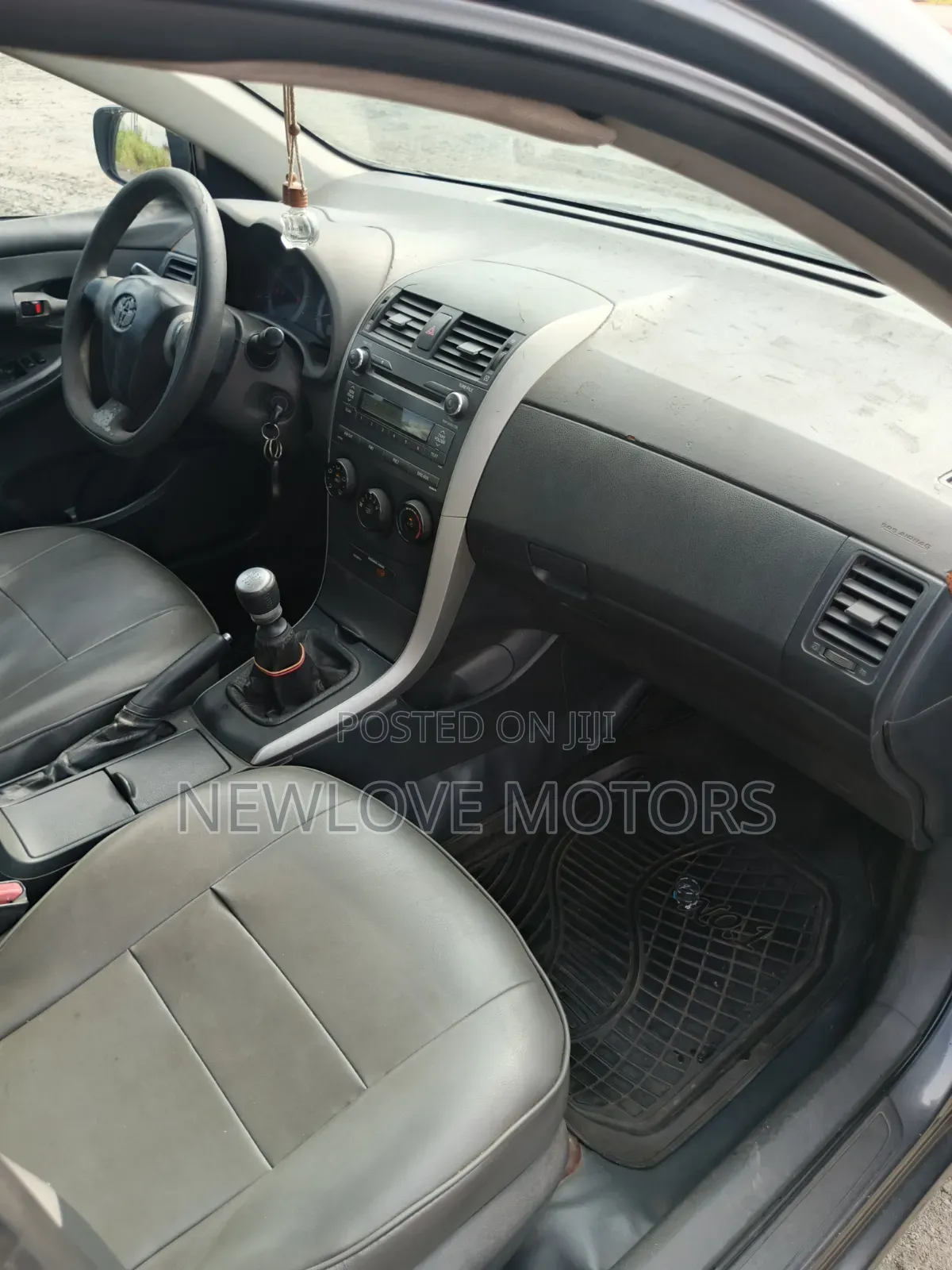 Toyota Corolla 2013 Gray