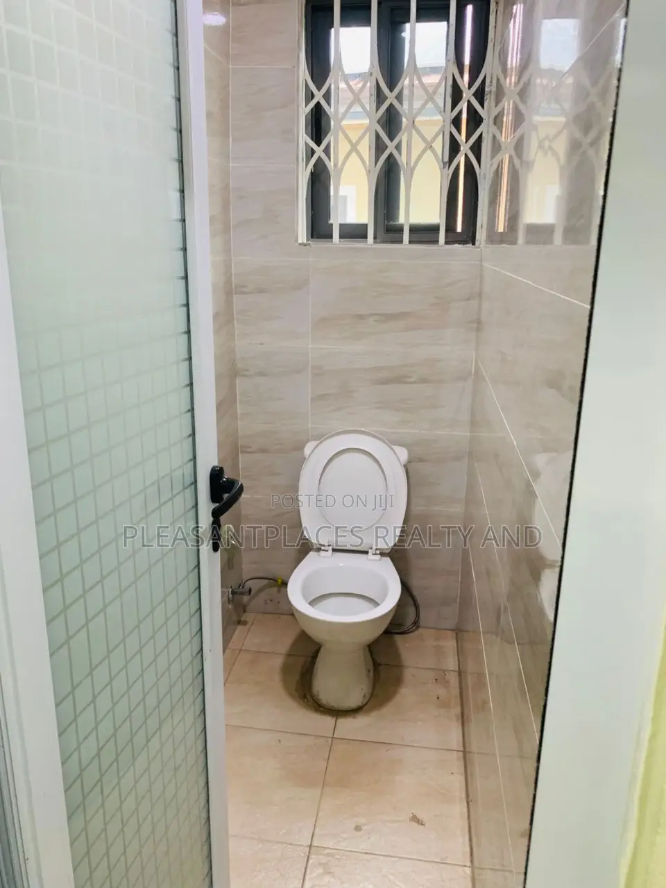 3bdrm Apartment in Pleasantplaces, Dworwulu for rent