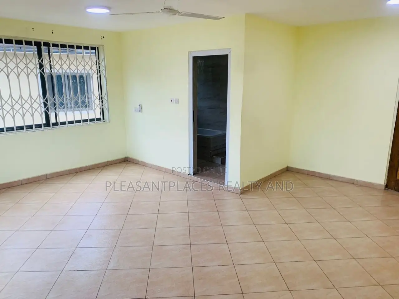 3bdrm Apartment in Pleasantplaces, Dworwulu for rent