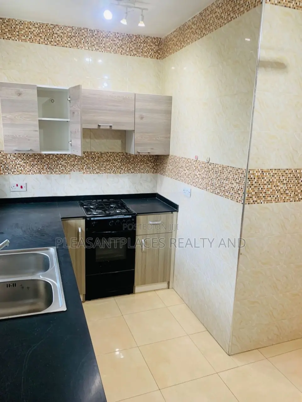 3bdrm Apartment in Pleasantplaces, Dworwulu for rent
