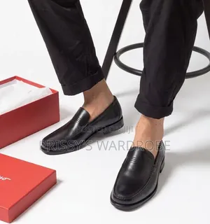 Zara Clarks Designer Laced Black and Brown Shoes