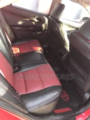 Toyota Camry SE 4dr Sedan (2.5L 4cyl 6A) 2014 Red