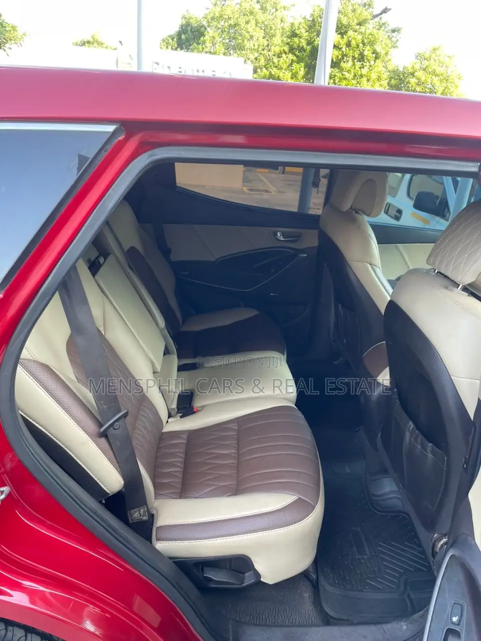 Hyundai Santa Fe 2013 Red