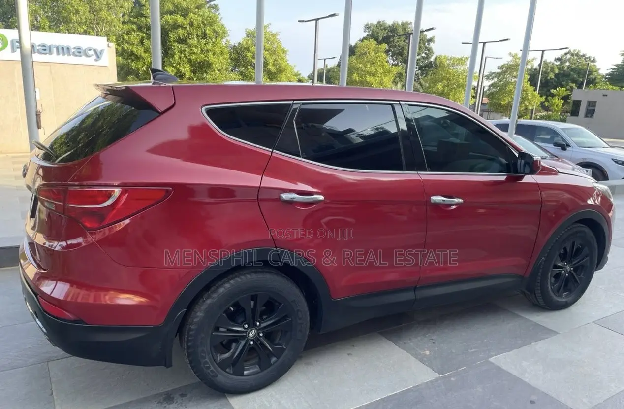 Hyundai Santa Fe 2013 Red