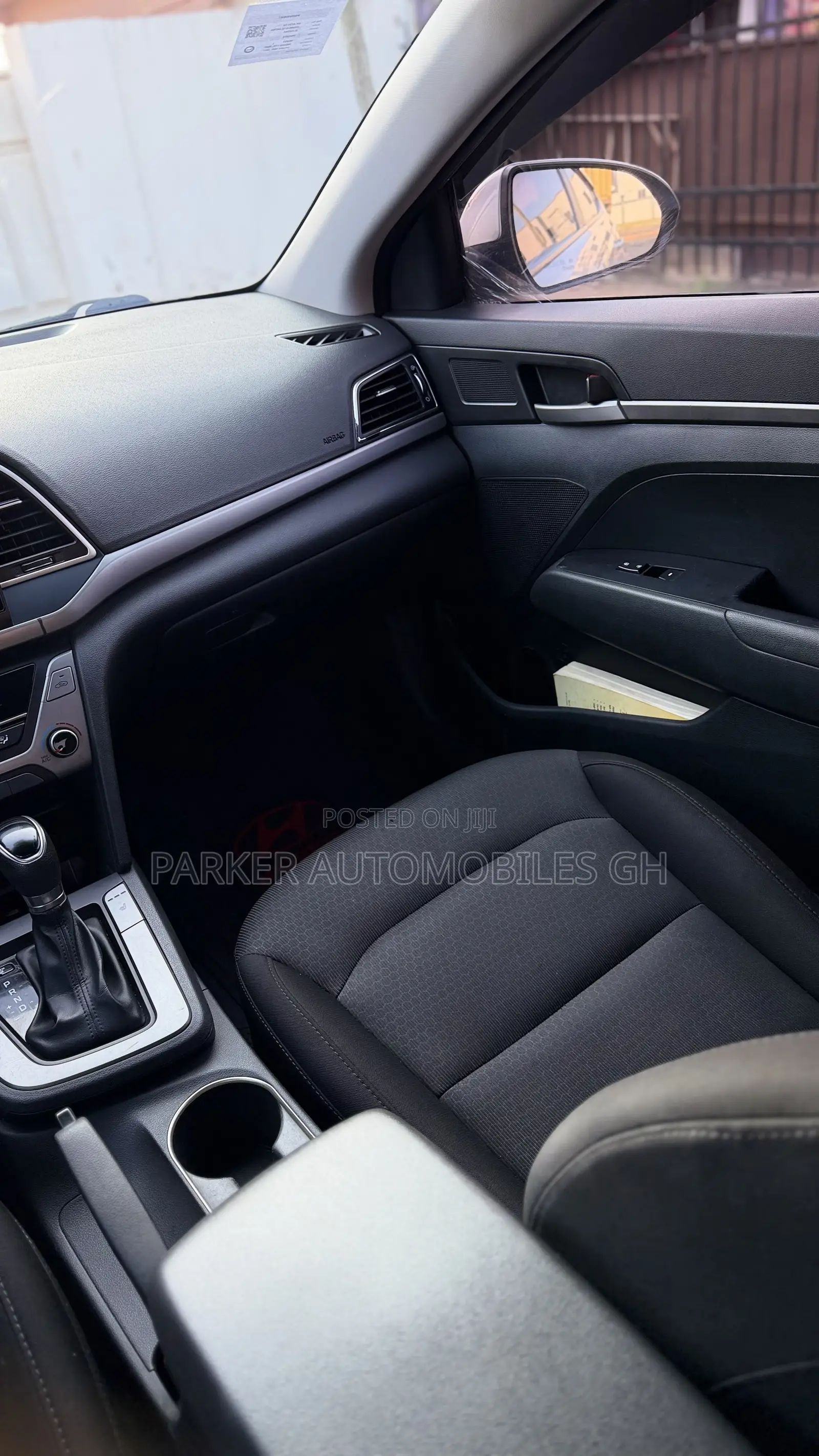 Hyundai Elantra 2018 Silver