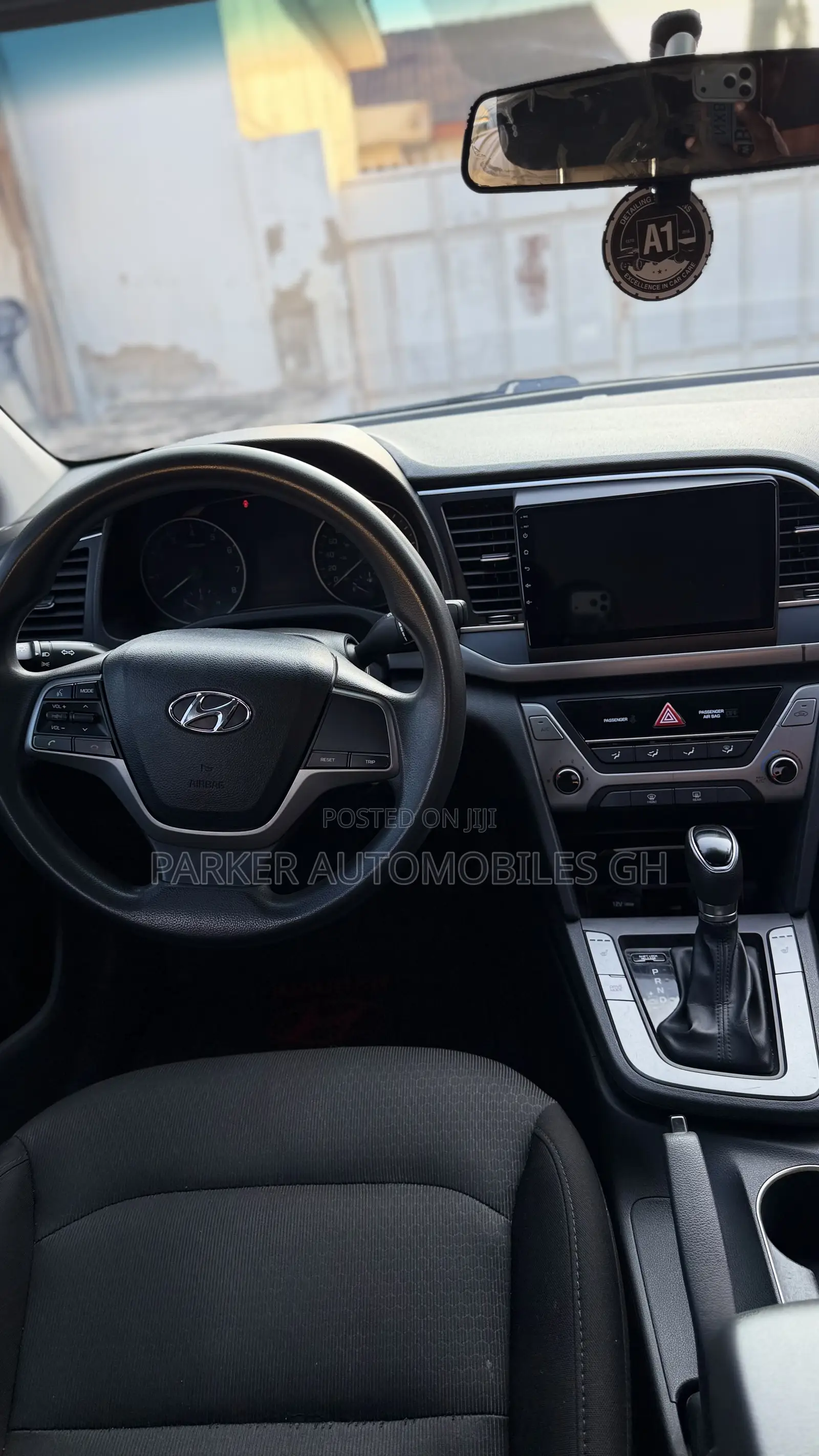 Hyundai Elantra 2018 Silver