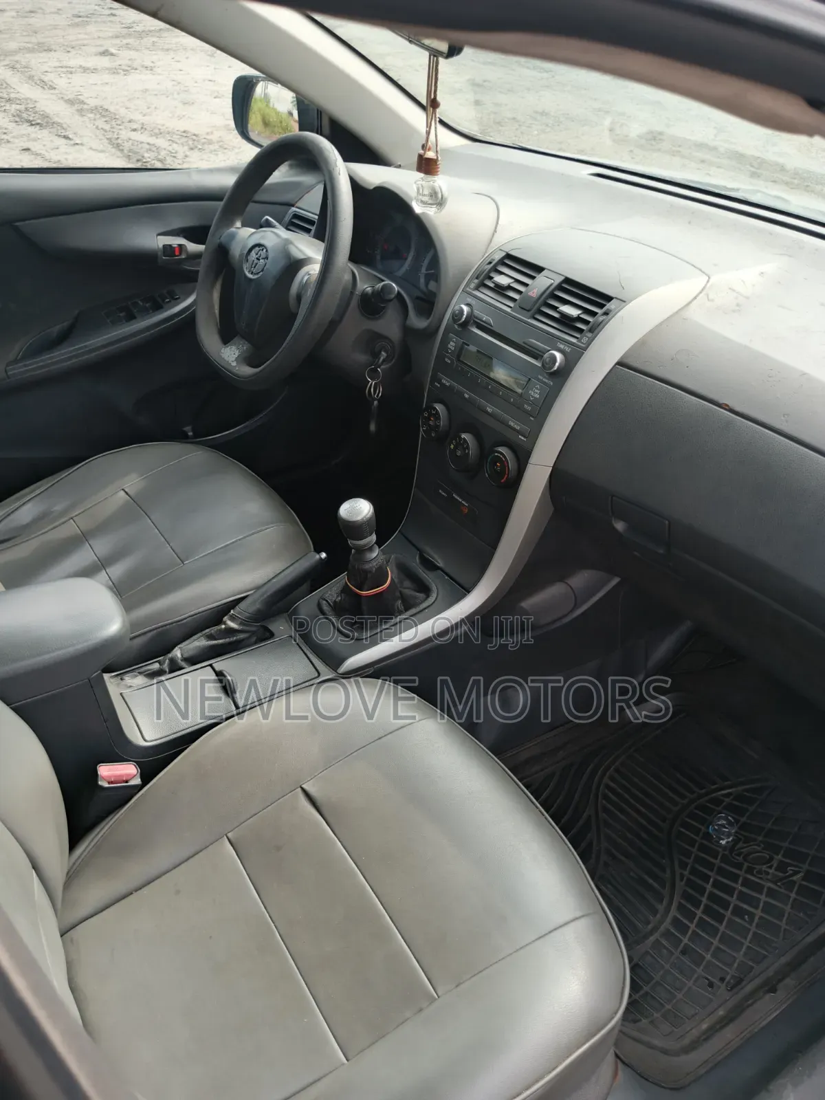 Toyota Corolla 2013 Gray