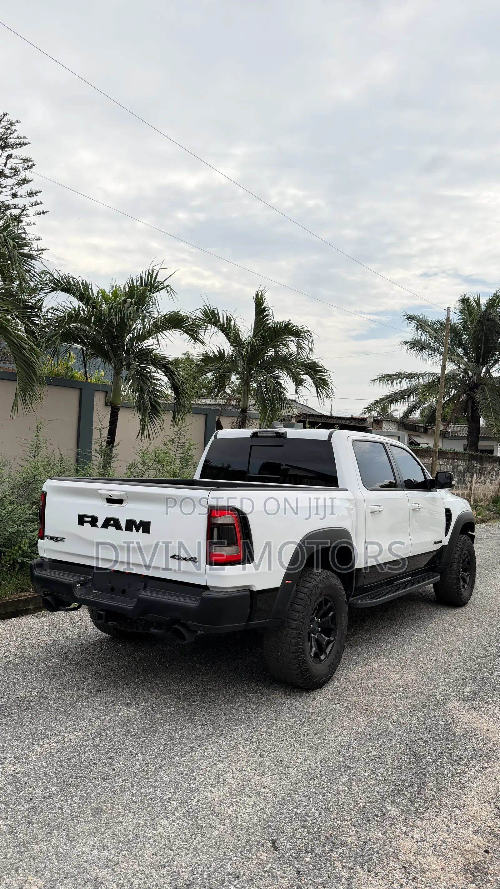 Dodge RAM 2023 White