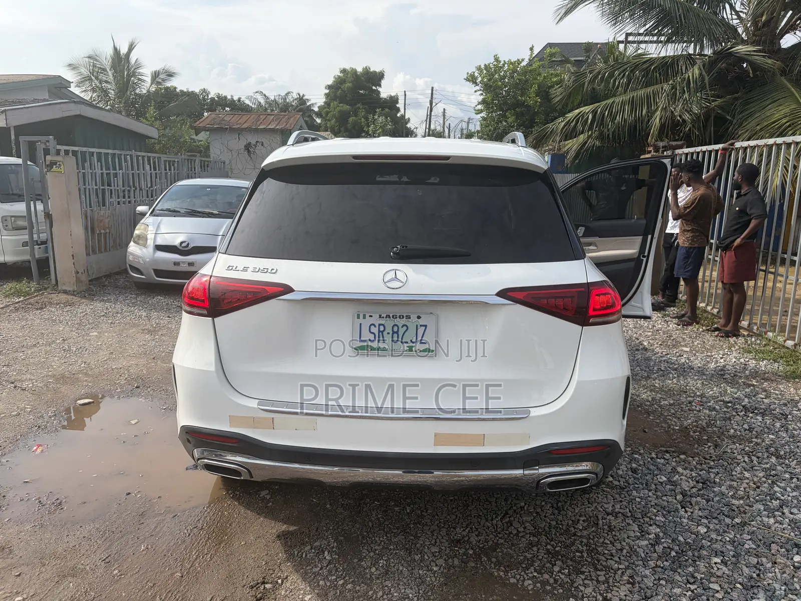 Mercedes-Benz GLE-Class 2021 White