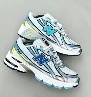New Balance 740