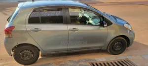 Toyota Vitz 2010 Green