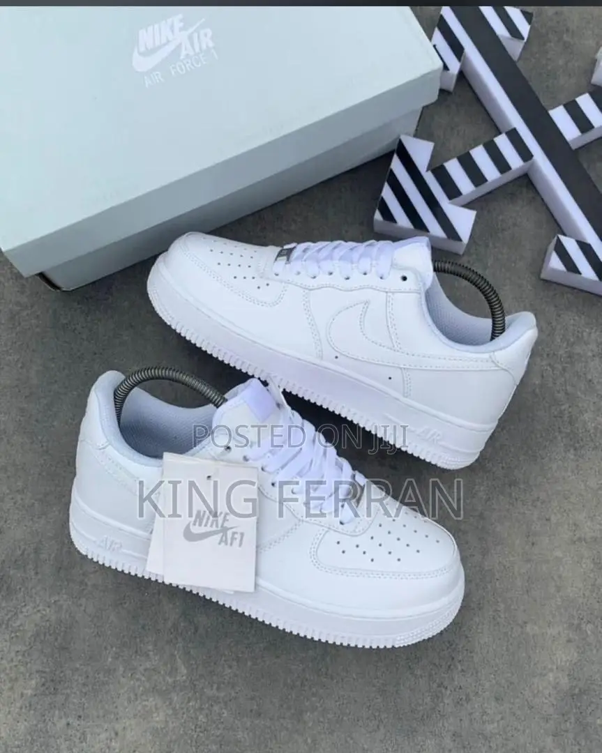 Nike Air Force 1