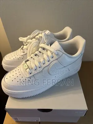 Nike Air Force 1