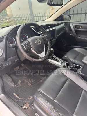 Toyota Corolla 2018 White