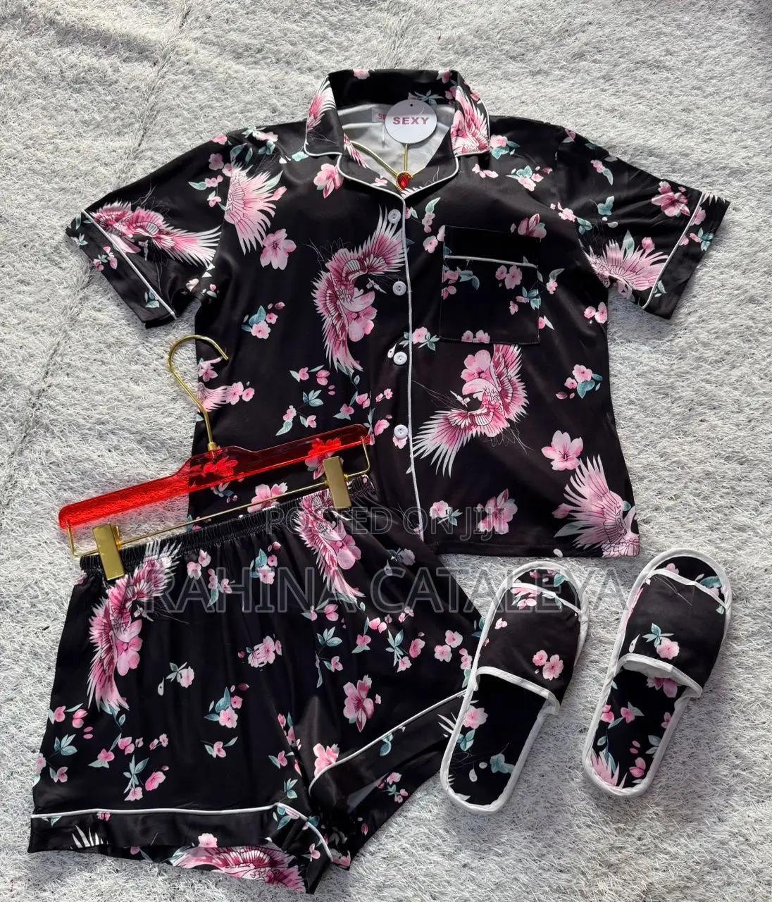 Night Wear Top And. Down 39999