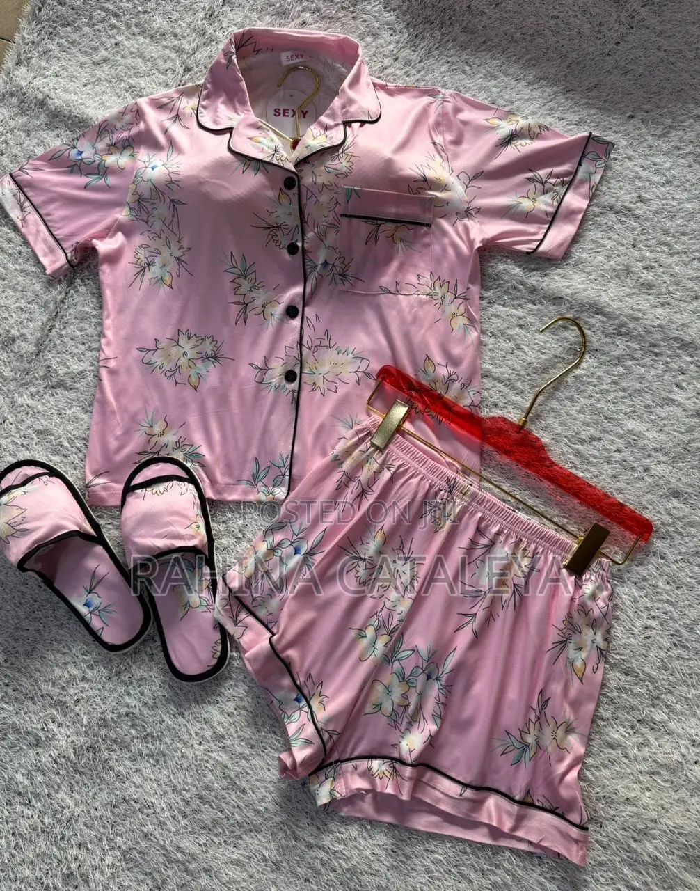 Night Wear Top And. Down 39999