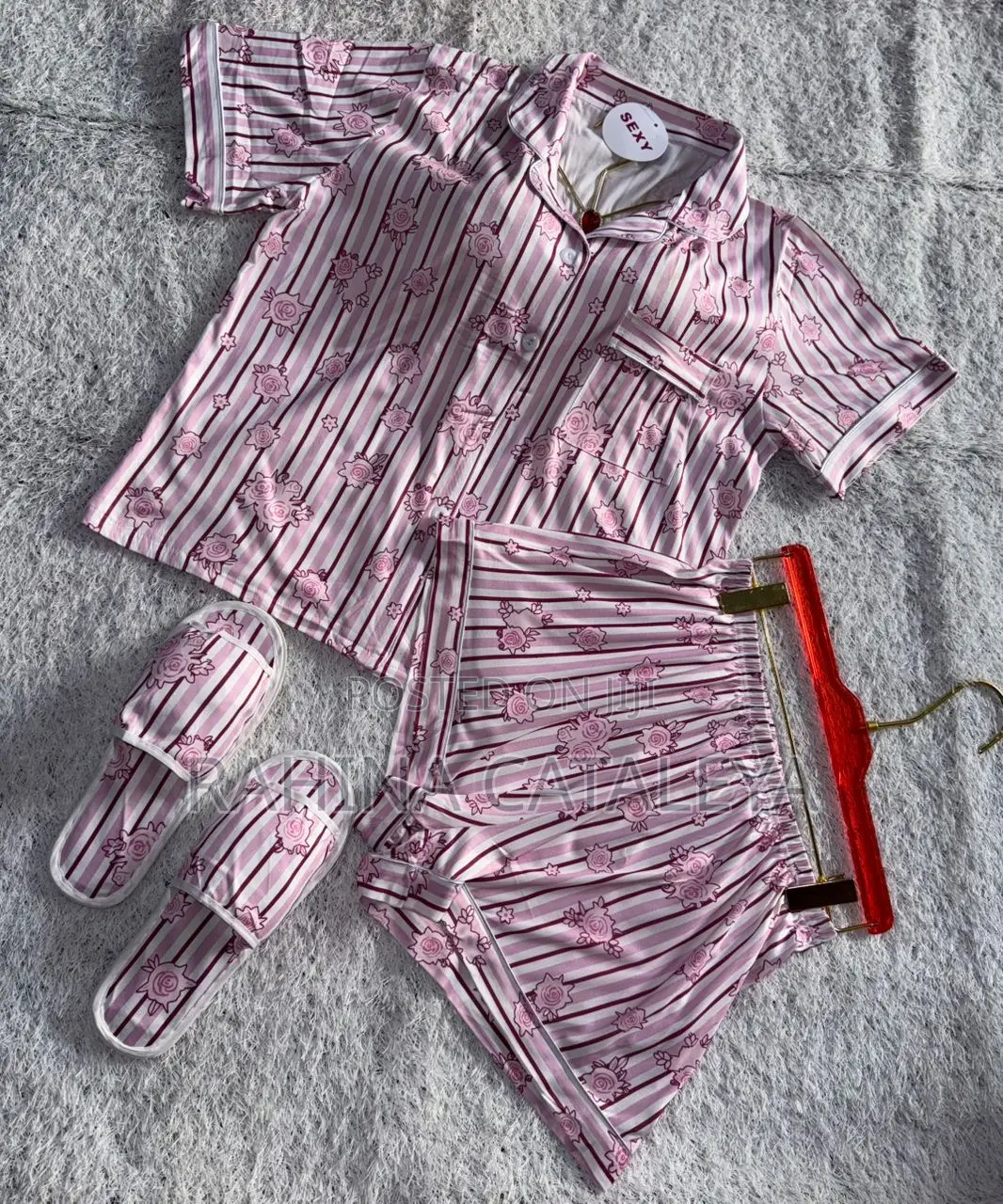 Night Wear Top And. Down 39999