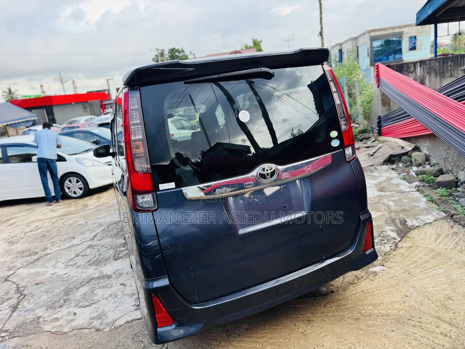 Toyota Voxy SV Premium 2014 Blue