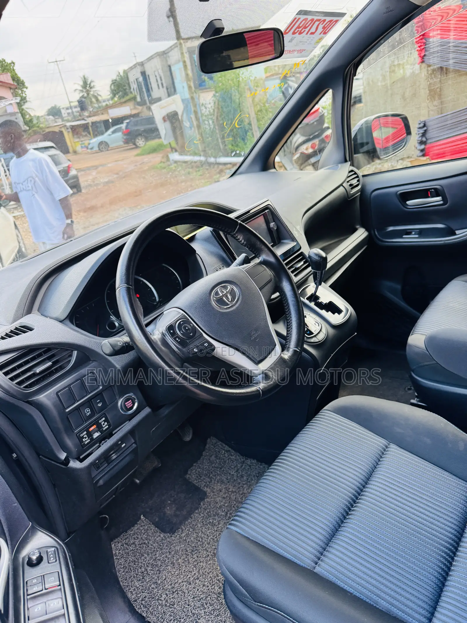 Toyota Voxy SV Premium 2014 Blue