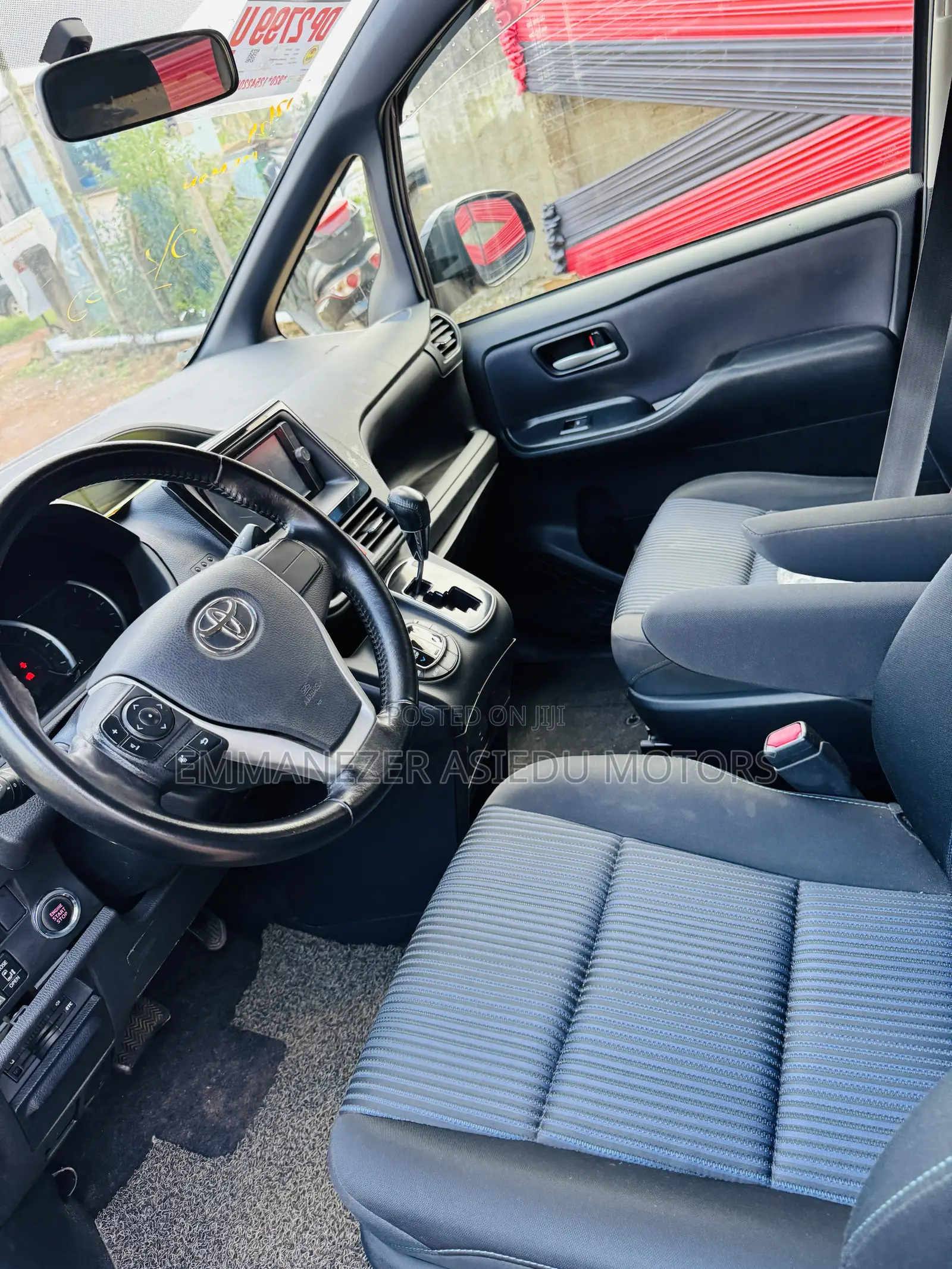 Toyota Voxy SV Premium 2014 Blue