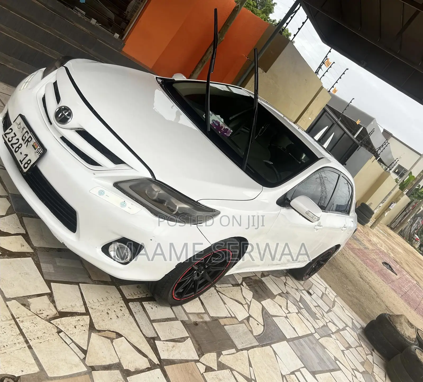 Toyota Corolla LE 4dr Sedan (1.8L 4cyl 4A) 2010 White