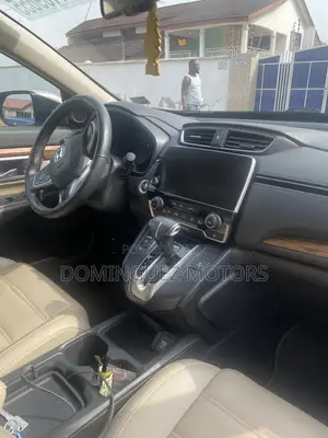 Honda CR-V Touring AWD 2018 Beige