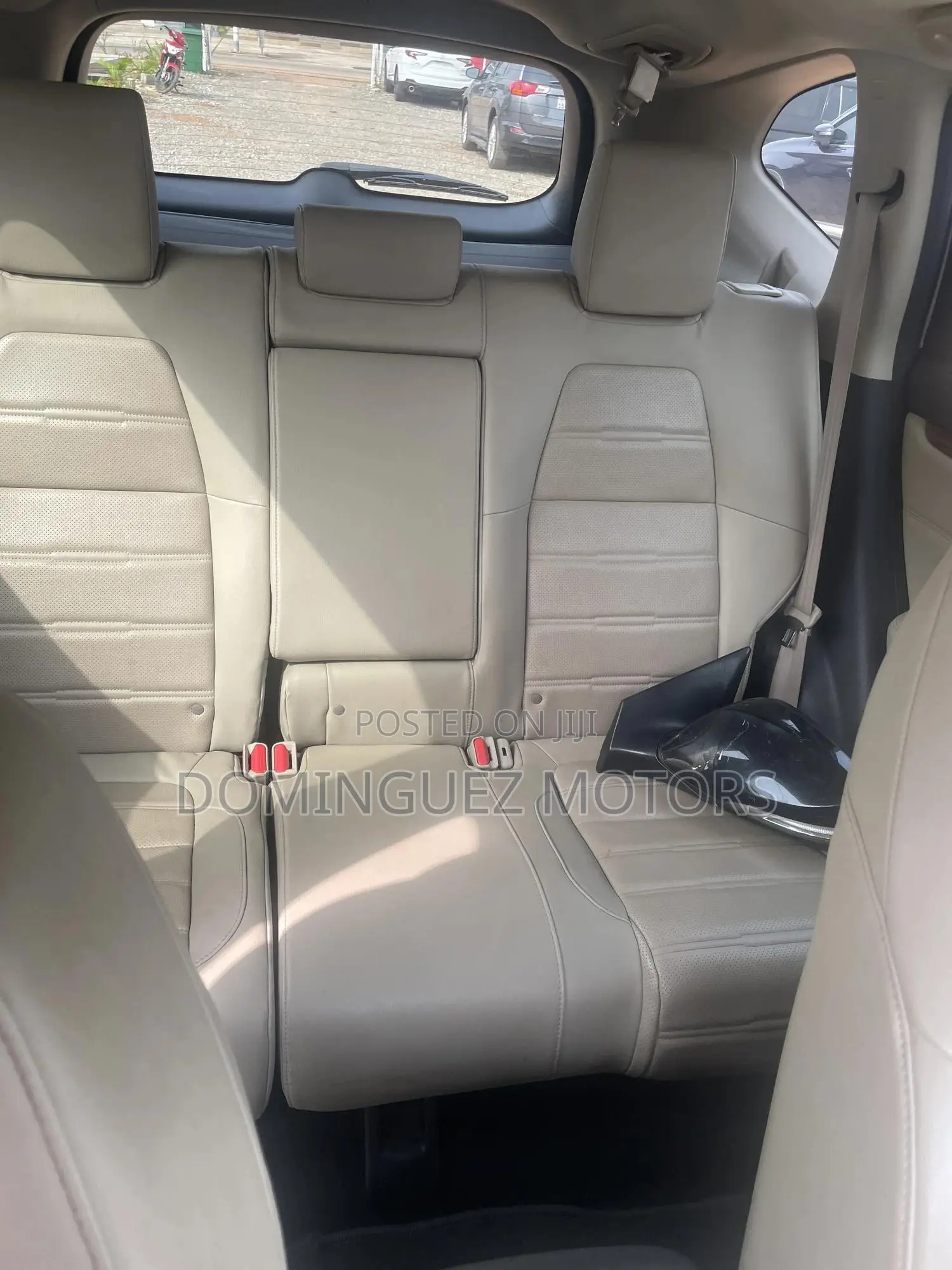 Honda CR-V Touring AWD 2018 Beige