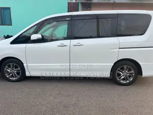 Nissan Serena 2010 White