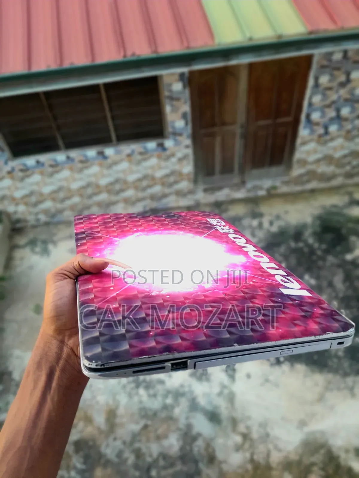 Laptop HP 255 12GB AMD Ryzen 5 HDD 1T