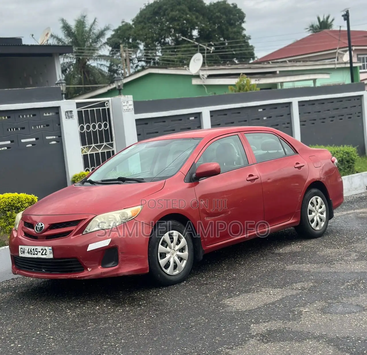 Toyota Corolla L 4dr Sedan (1.8L 4cyl 5M) 2013 Red
