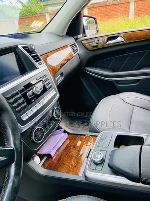 Mercedes-Benz GLE-Class 2016 Blue