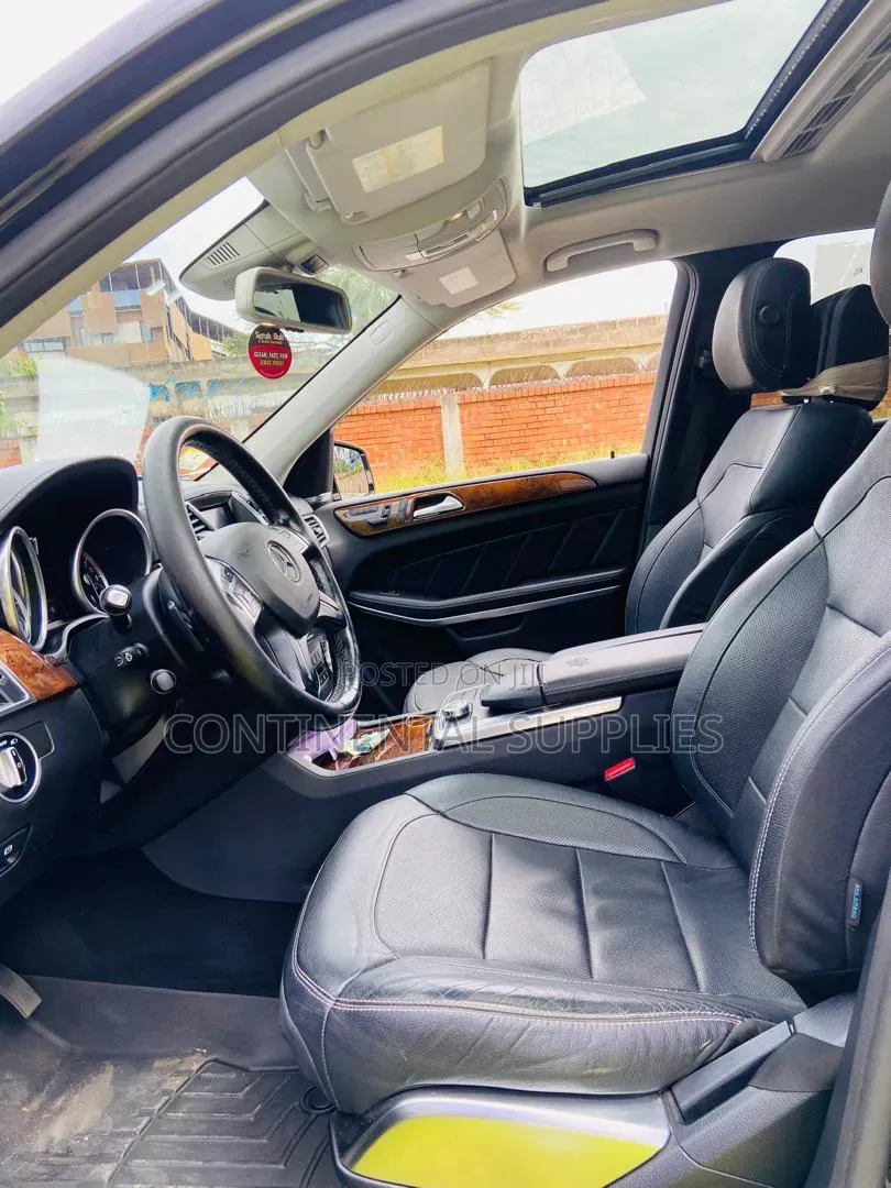Mercedes-Benz GLE-Class 2016 Blue