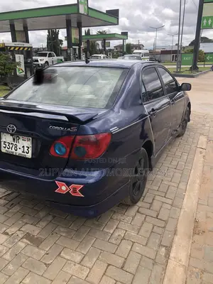 Toyota Corolla 2010 Blue