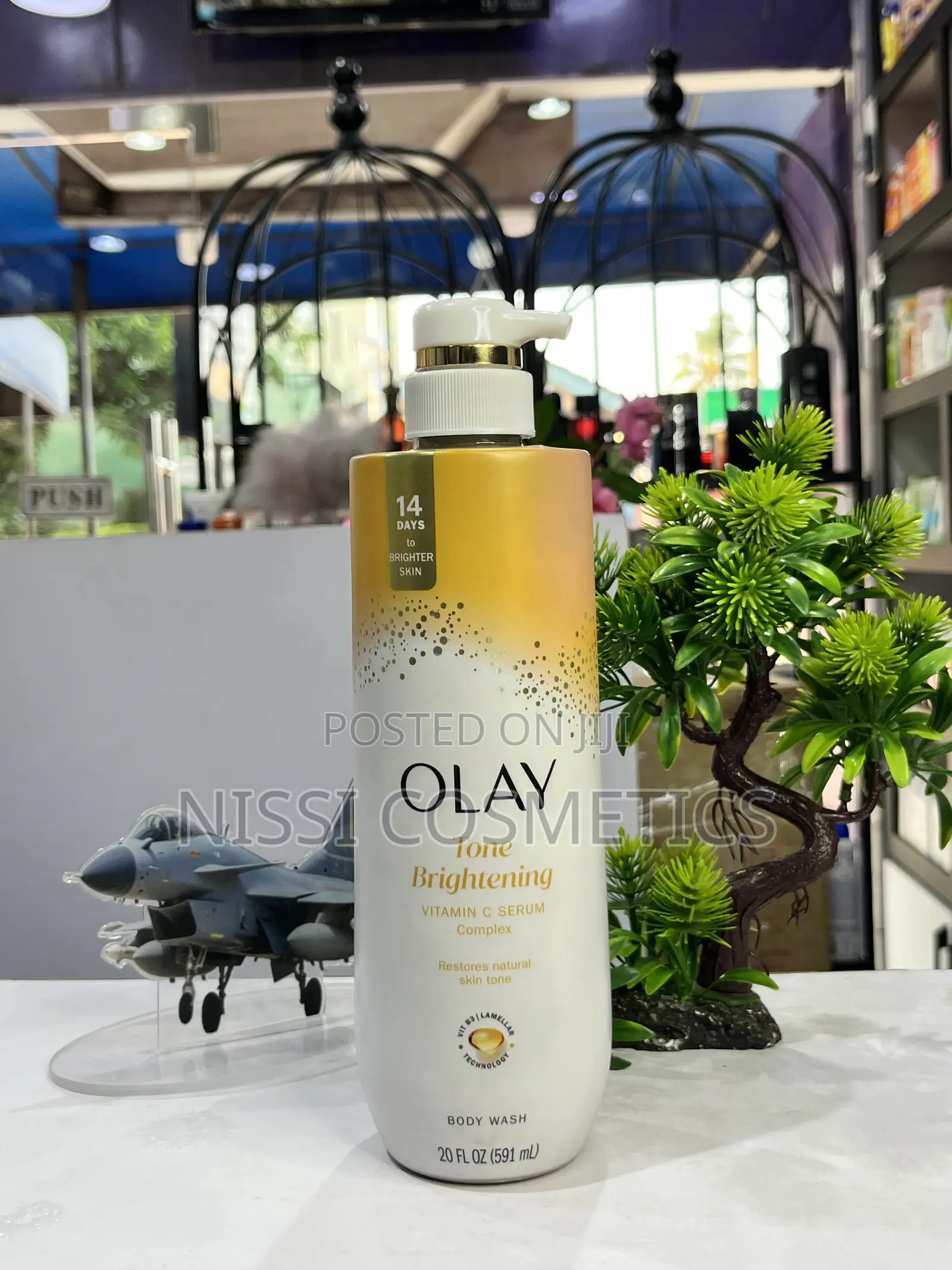Olay Vitamin C Tone Brightening Shower Gel