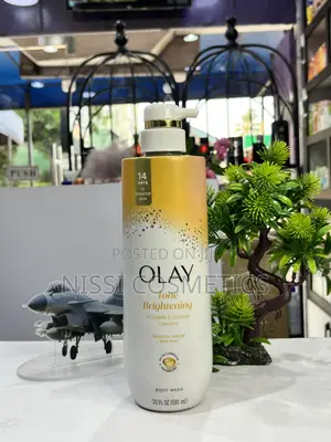 Olay Vitamin C Tone Brightening Shower Gel
