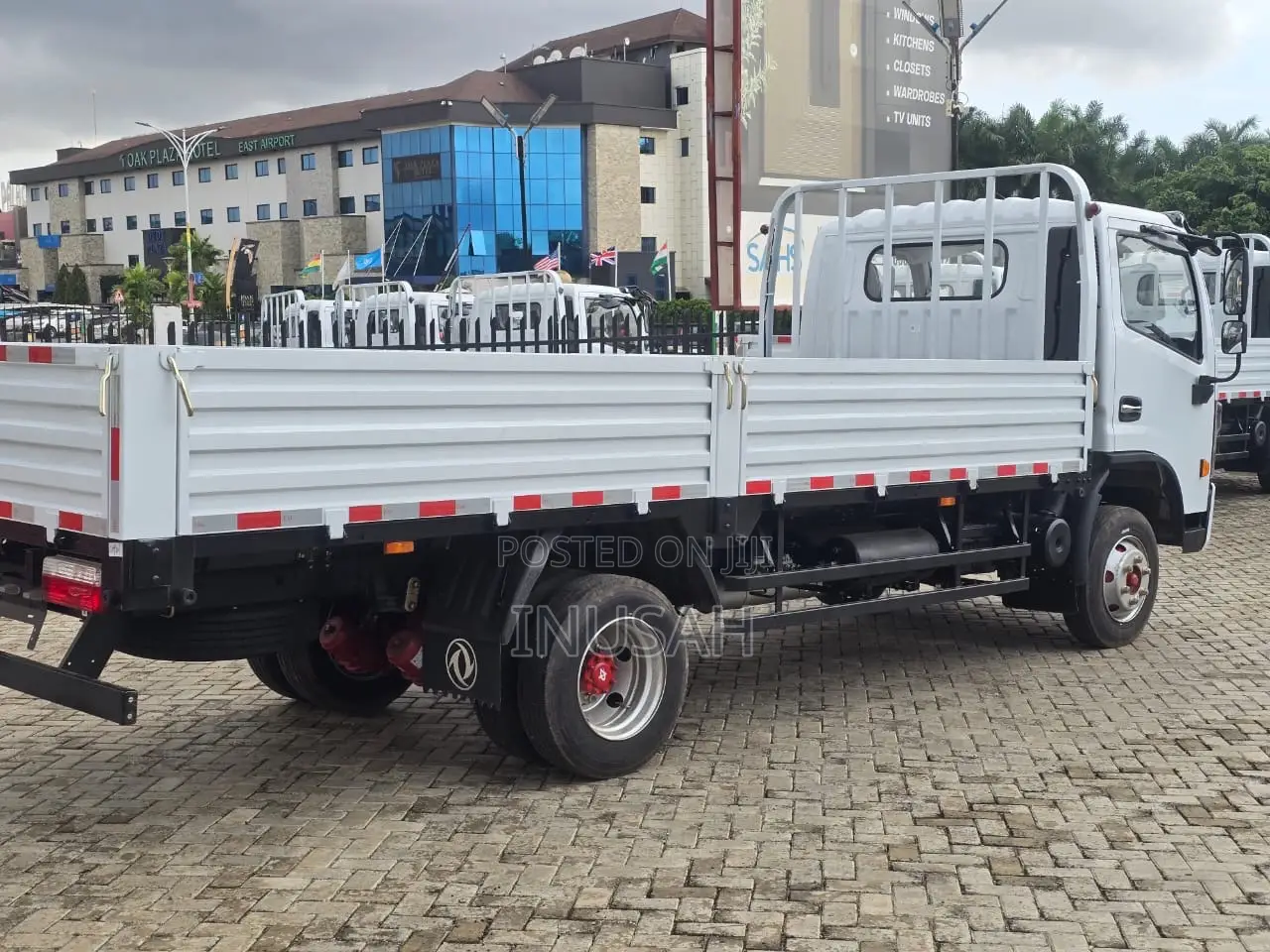 Dondfeng 8 Tons Brand