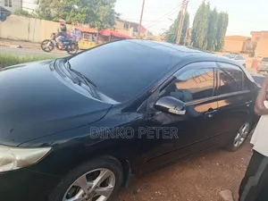 Toyota Corolla 2012 Black