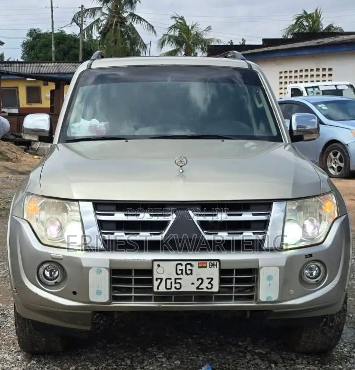 Mitsubishi Pajero 2015 Gray