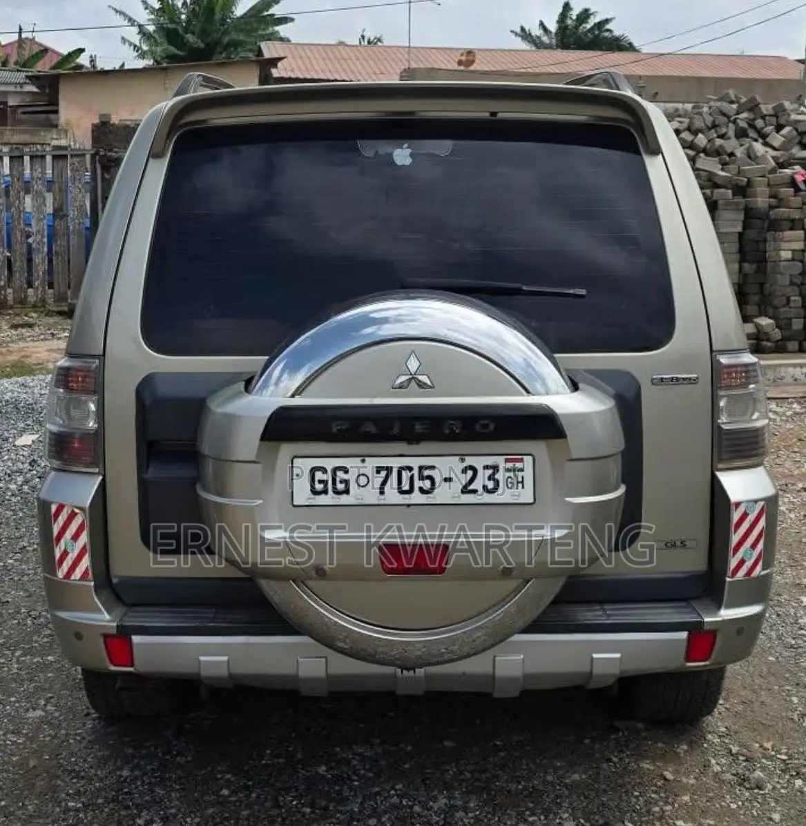 Mitsubishi Pajero 2015 Gray
