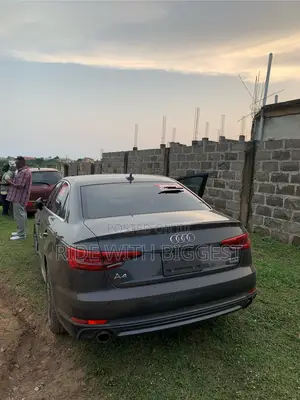Audi A4 2.0T Tech Premium AWD quattro 2018 Gray