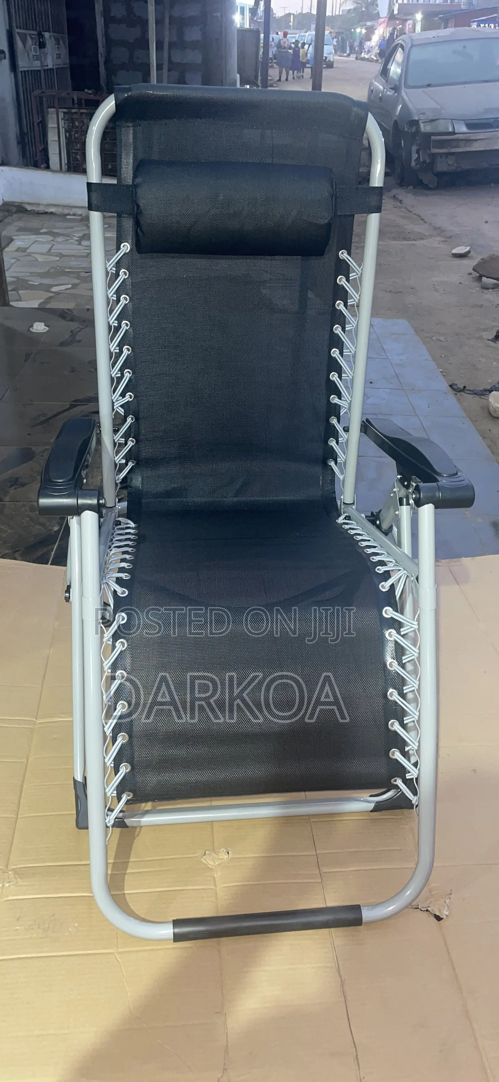 Foldable Reclining Chair