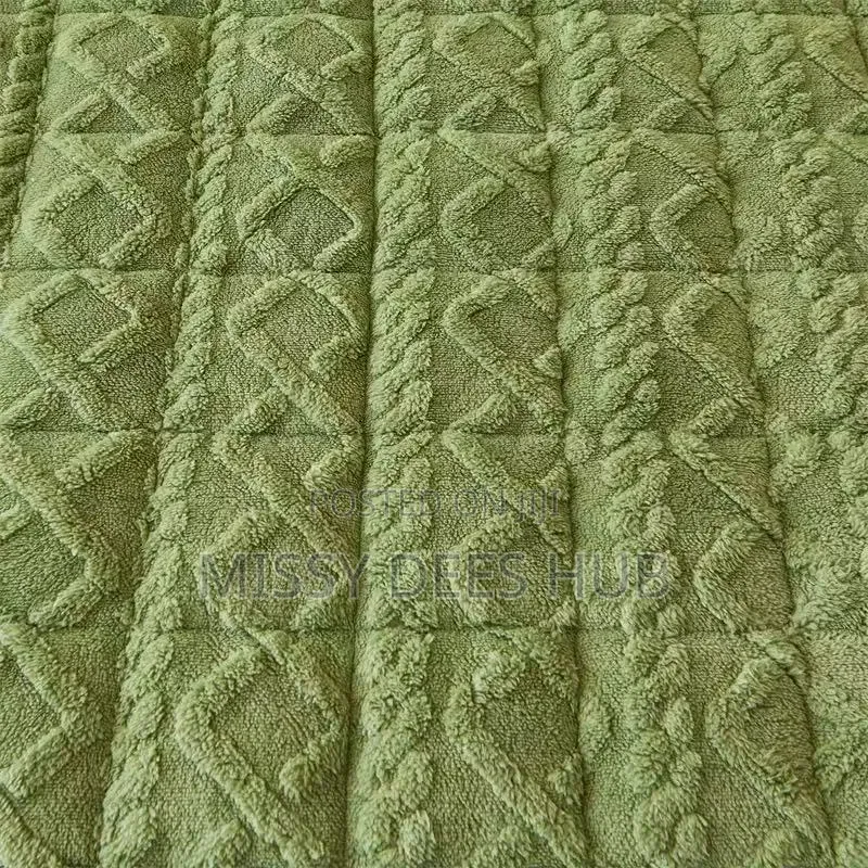 Fluffy Bedsheet
