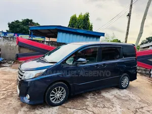 Toyota Voxy SV Premium 2014 Black